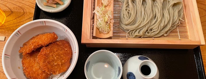 越後長岡小嶋屋 is one of Food Log.