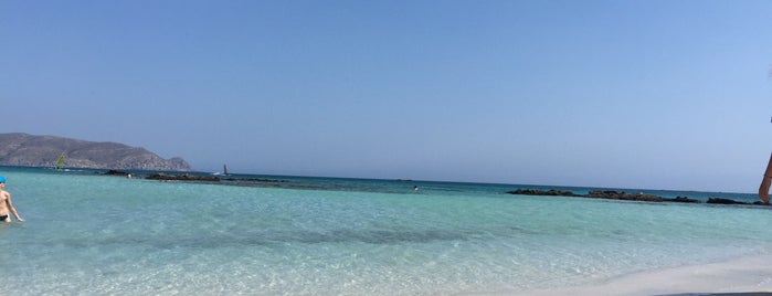 Elafonisi Beach is one of Pavlosさんのお気に入りスポット.