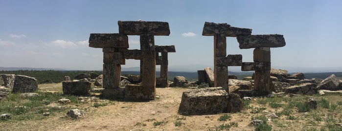 Blaundus Antik Kenti is one of ♏️UTLU'nun Beğendiği Mekanlar.