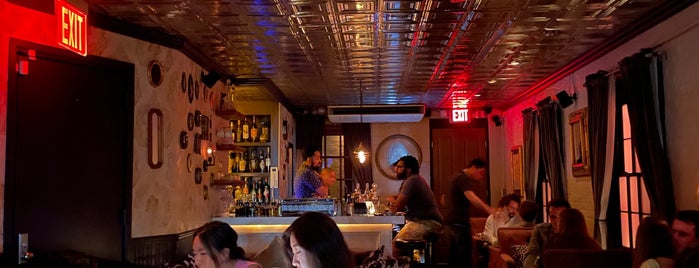 Garfunkel's is one of NYC bars etc.