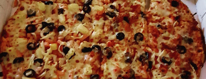 Papa John's Pizza is one of Lieux qui ont plu à Michelle.