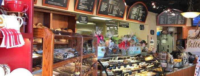 Kneaders Bakery & Cafe is one of Posti che sono piaciuti a Josh.