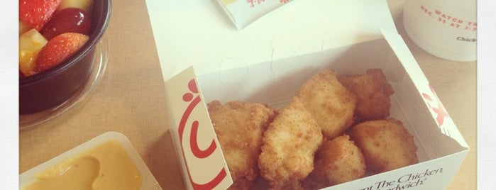 Chick-fil-A is one of Daveさんのお気に入りスポット.