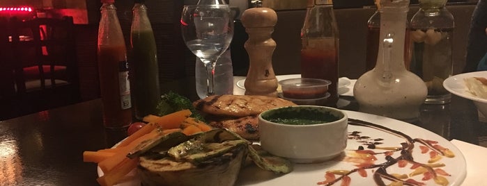 Dayana Italian Restaurant | رستوران ایتالیایی دایانا is one of ٰٰرژیمی ها.