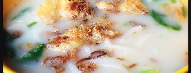 Blanco Court Fried Fish Noodles is one of The Ultimate Chillout & Dining Experience Vol. I.