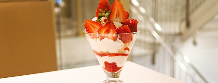 Shibuya Nishimura Fruit Parlor is one of Wish list Tokyo.