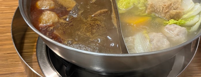 詹記麻辣鍋 Chan Chi Hot Pots Lab is one of Taipei EATS - Asian restaurants.