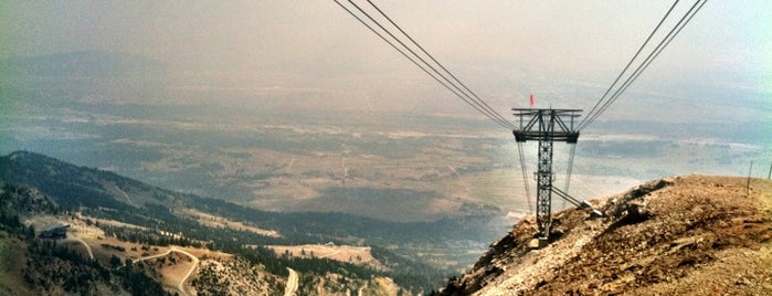 Jackson Hole Mountain Resort is one of Joshua's Saved Places.