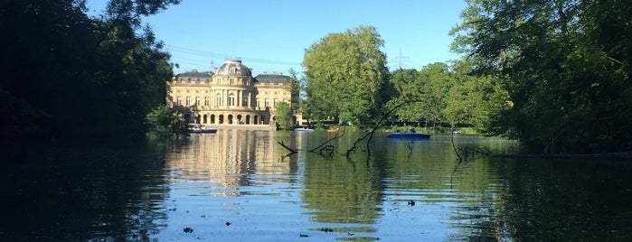 Schloßhotel Monrepos is one of Tempat yang Disukai Burhan.