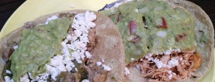 Tacos Hola el Güero is one of YIDI Options.
