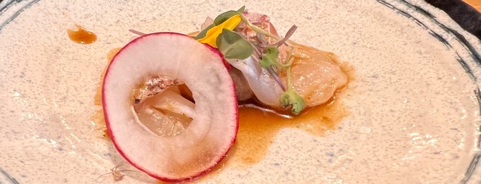 Shiki Omakase is one of NYC (-23rd): RESTAURANTS to try.