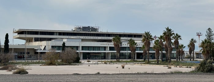 Διεθνές Αεροδρόμιο Ελληνικού is one of Glyfada.