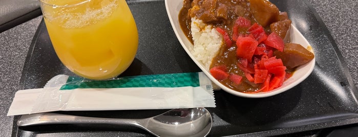 ANA LOUNGE is one of Oriettaさんの保存済みスポット.