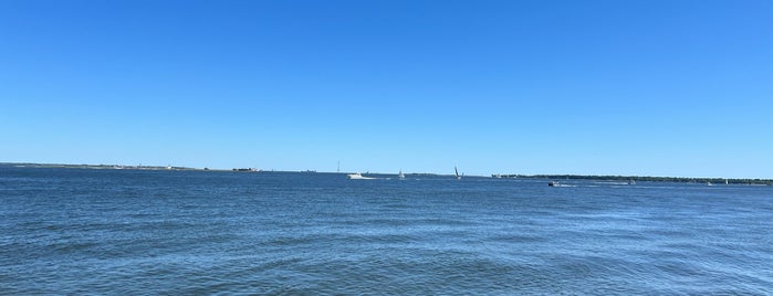 Waterfront Park is one of U.S. Road Trip.
