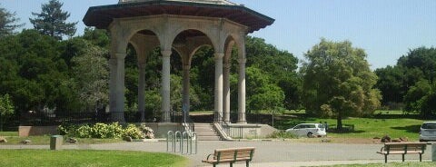 The Band Stand at Lake Merritt is one of Lieux qui ont plu à Bruce.