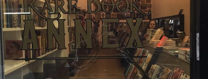 The Last Bookstore is one of Posti che sono piaciuti a Thirsty.