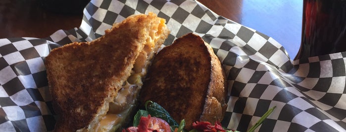 Grilled Cheese Social Eatery is one of Locais curtidos por Thirsty.