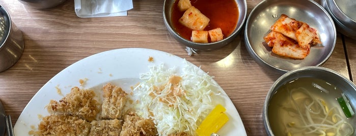 콩뿌리콩나물국밥 is one of 식당.
