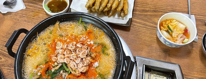 양평 민물 매운탕 is one of Seoul food.