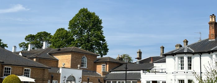 Bedford Lodge Hotel is one of Woot's Best Hotels of Great Britain.