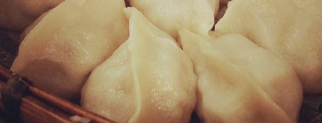 Mother's Dumplings is one of Kaftar bazi.