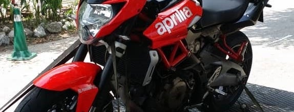 Aprilia 3S Flagship Showroom is one of Federal Highway Motorbike Towing.