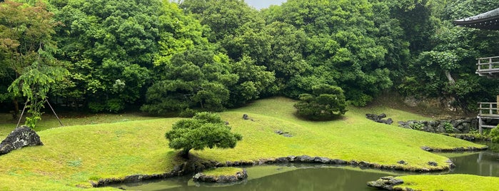 建長寺 さん碧池 / 池泉庭園 心字池 is one of 神奈川ココに行く！.