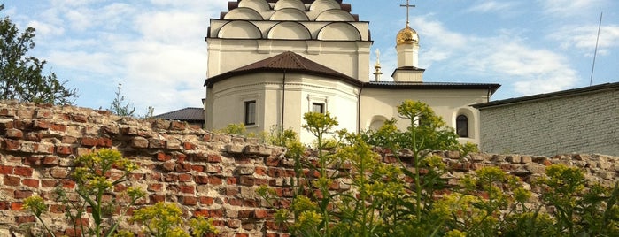 Свенский Свято-Успенский мужской монастырь is one of Монастыри Брянской области.