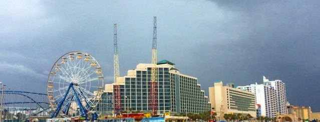 Daytona Beach Ferris Wheel is one of Posti salvati di Amberly.