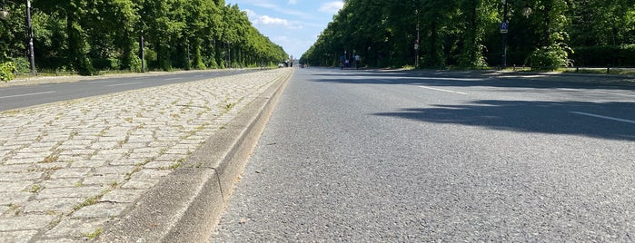 Straße des 17. Juni is one of Berlin To Do.