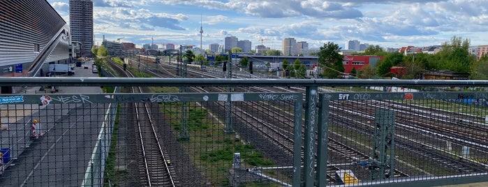 Warschauer Brücke is one of Berlin entdecken ☕.