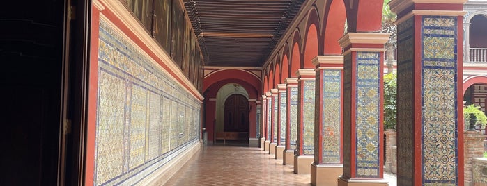 Convento Santo Domingo is one of Museos y Galerías por el Centro de Lima.