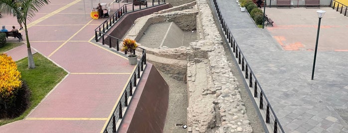 Parque de la Muralla is one of Peru Backpacker.