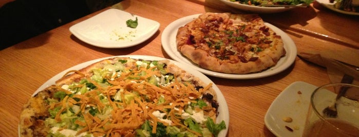 California Pizza Kitchen is one of Slumming in sf.