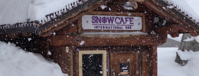 Snowcafe is one of 3 Valleys.
