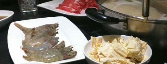 Hot Point Pot is one of Justin 님이 저장한 장소.