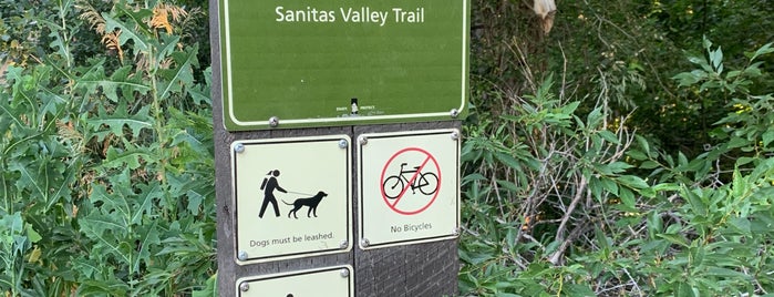 Sanitas Valley Trail is one of Lugares favoritos de Zach.