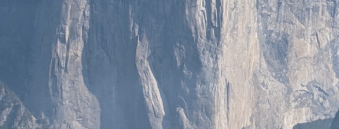 Dewey Point is one of Yosemite.