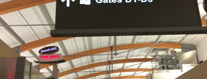 RDU - Gate D5 is one of Orte, die Harry gefallen.