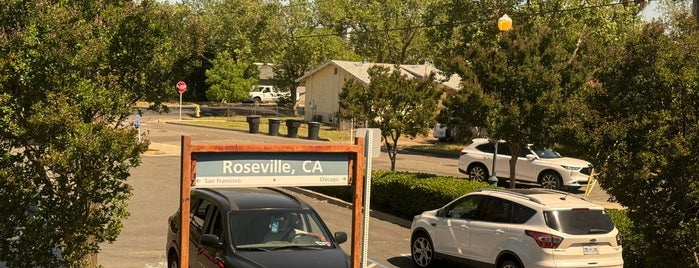 Roseville Amtrak (RSV) is one of Rs CHI to EMY.