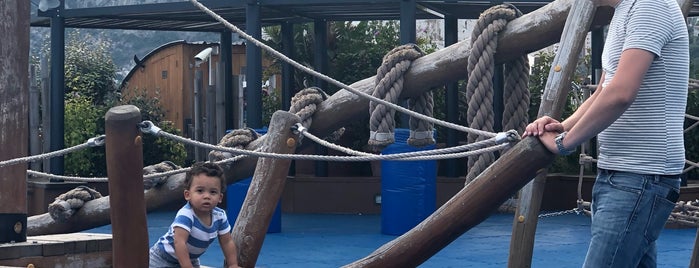 Playground on top of the museum is one of Monaco.