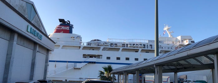 南埠頭客船ターミナル is one of フェリーターミナル Ferry Terminals in Western Japan.