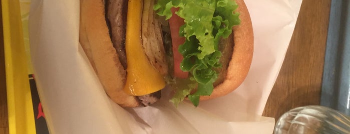 Freshness Burger is one of ハンバーガー 行きたい.