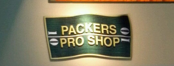 Packers Pro Shop is one of Tempat yang Disukai Chuck.