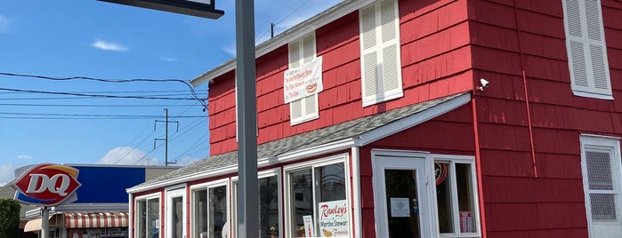 Rawley's Hot Dogs is one of Connecticut.