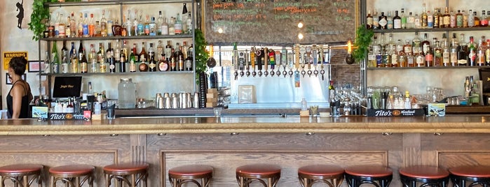 Jay's Bar is one of Tops 20: LA+surrounding.