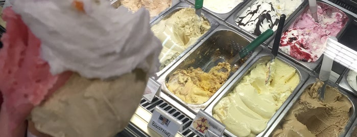 Boutique Del Gelato is one of Bar's to test !.