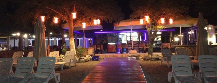 Marina Beach&Club is one of Huseyin'in Beğendiği Mekanlar.