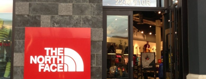The North Face ABQ Uptown is one of 🌎 JcB 🌎さんのお気に入りスポット.