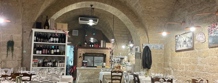 Coppola Rossa is one of Apulien - Restaurants.